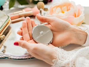 Personalized Compact Mirror