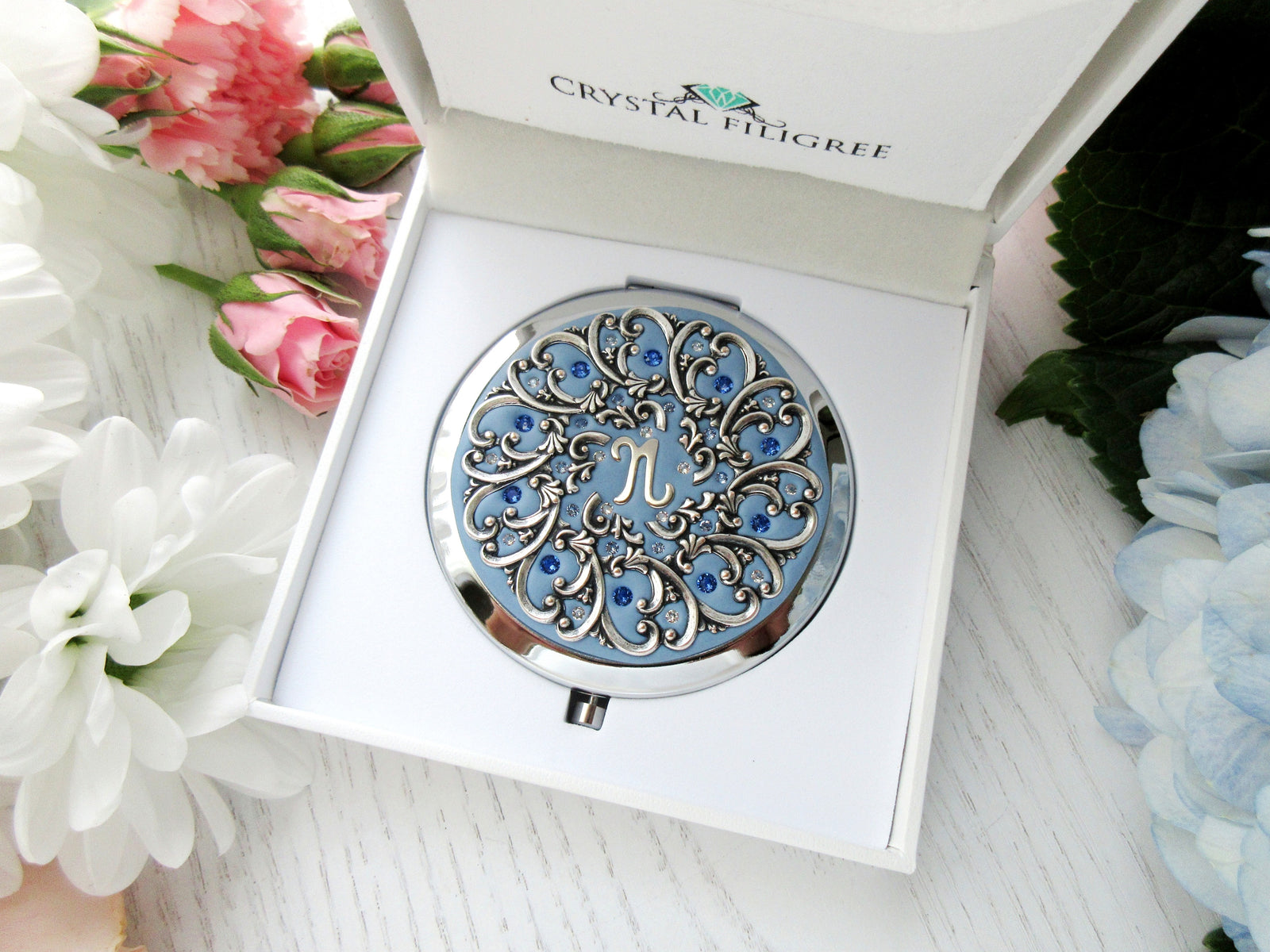 Personalized Compact Mirror